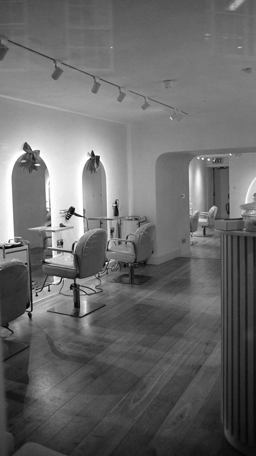 Salon de coiffure équipé