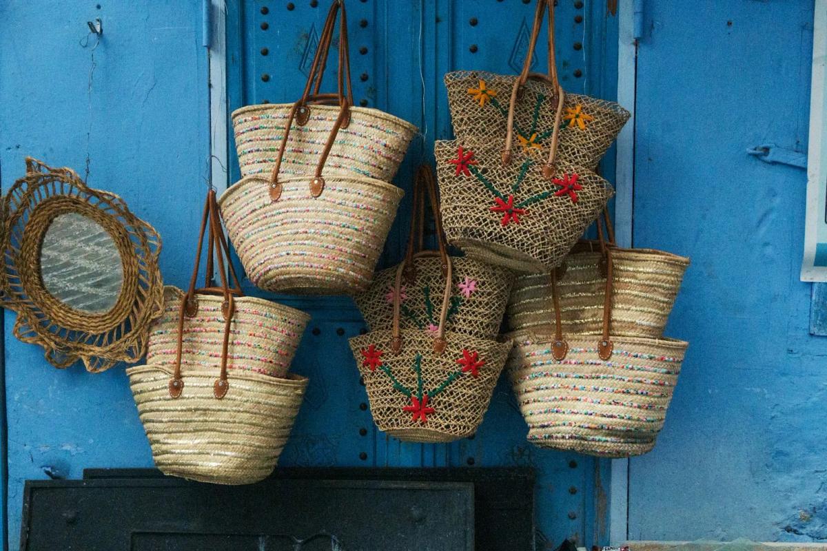 Paniers brodés traditionnels