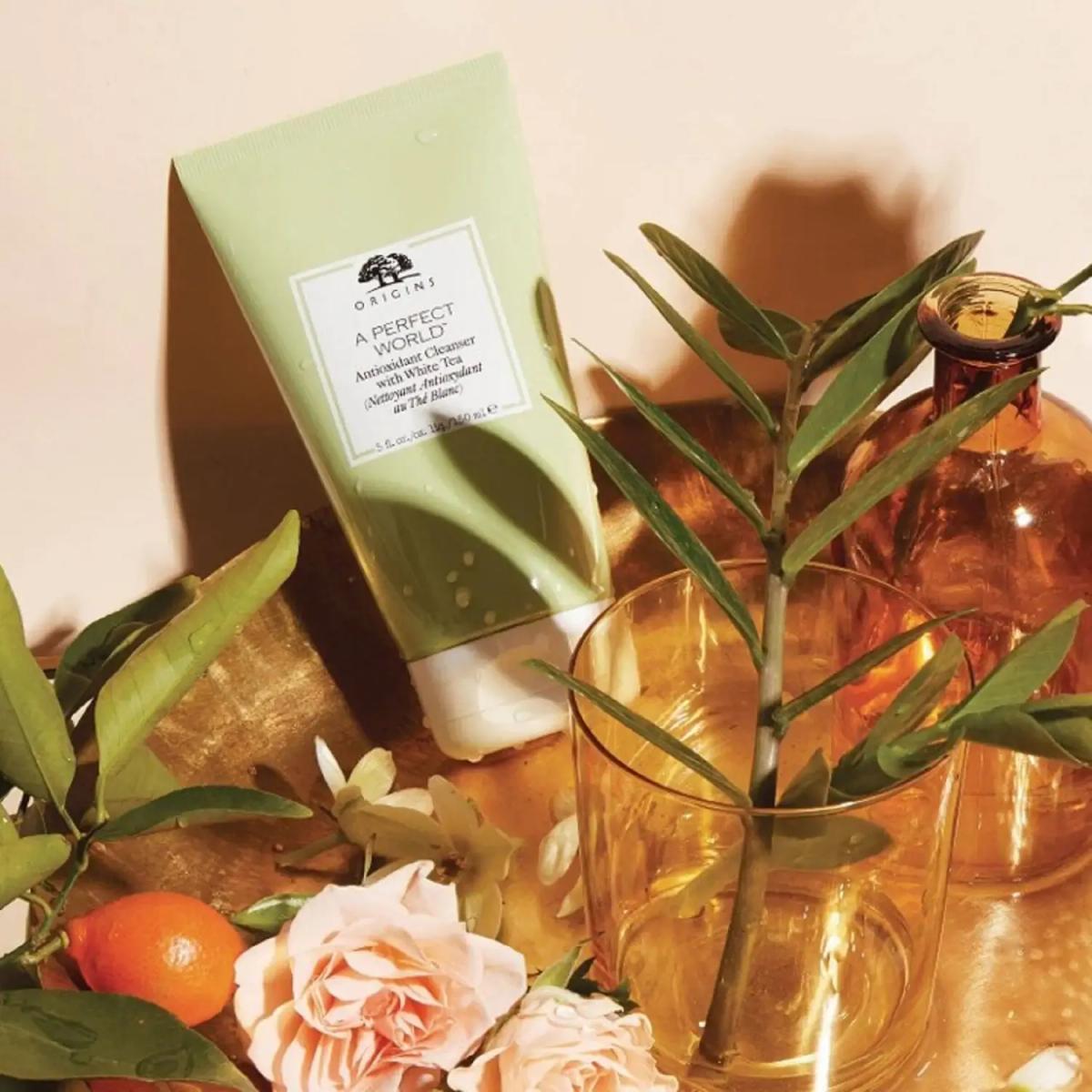 ORIGINS A PERFECT WORLD™ NETTOYANT ANTIOXYDANT AU THE BLANC