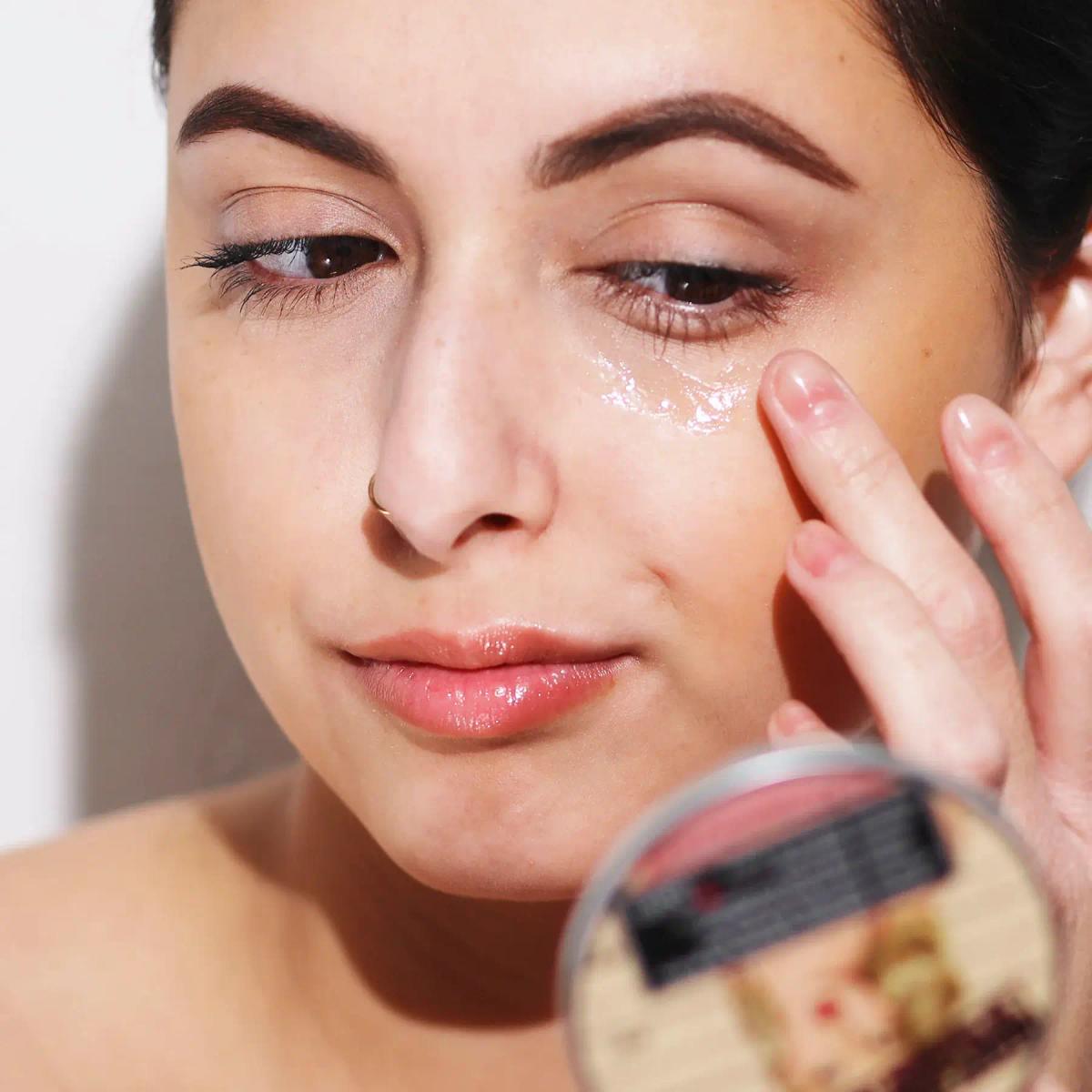 The balm Gelée Super pour le contour des yeux