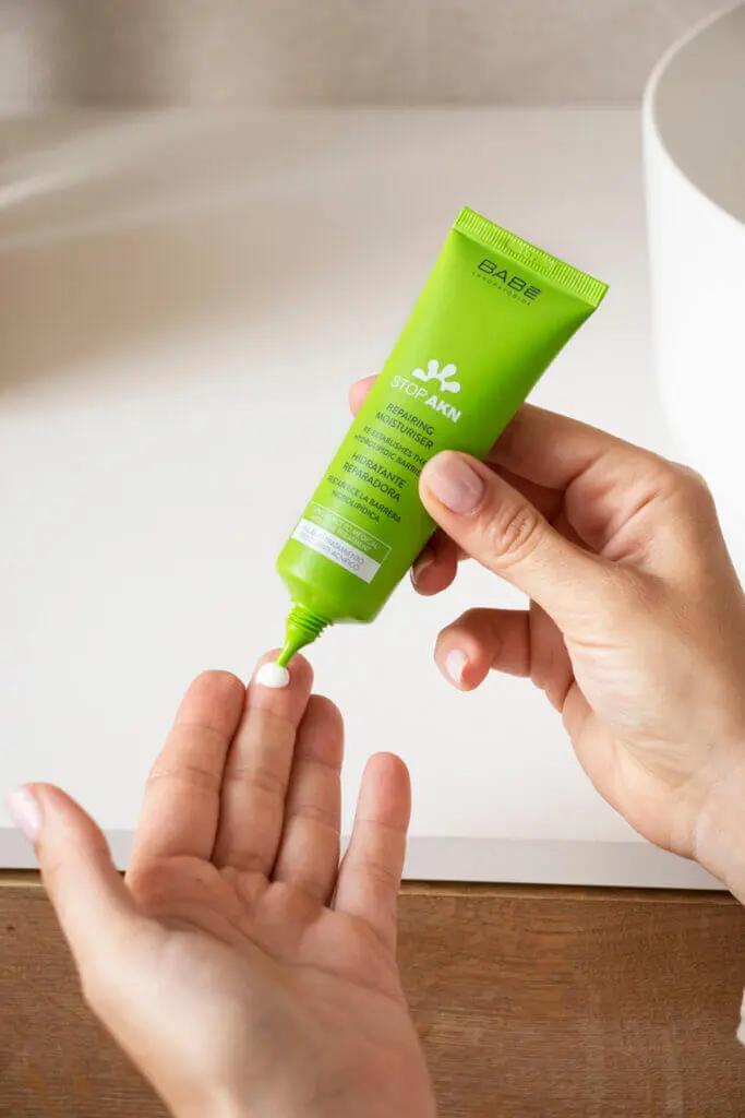 BABE STOP AKN HYDRATANT REPARATEUR 50ML