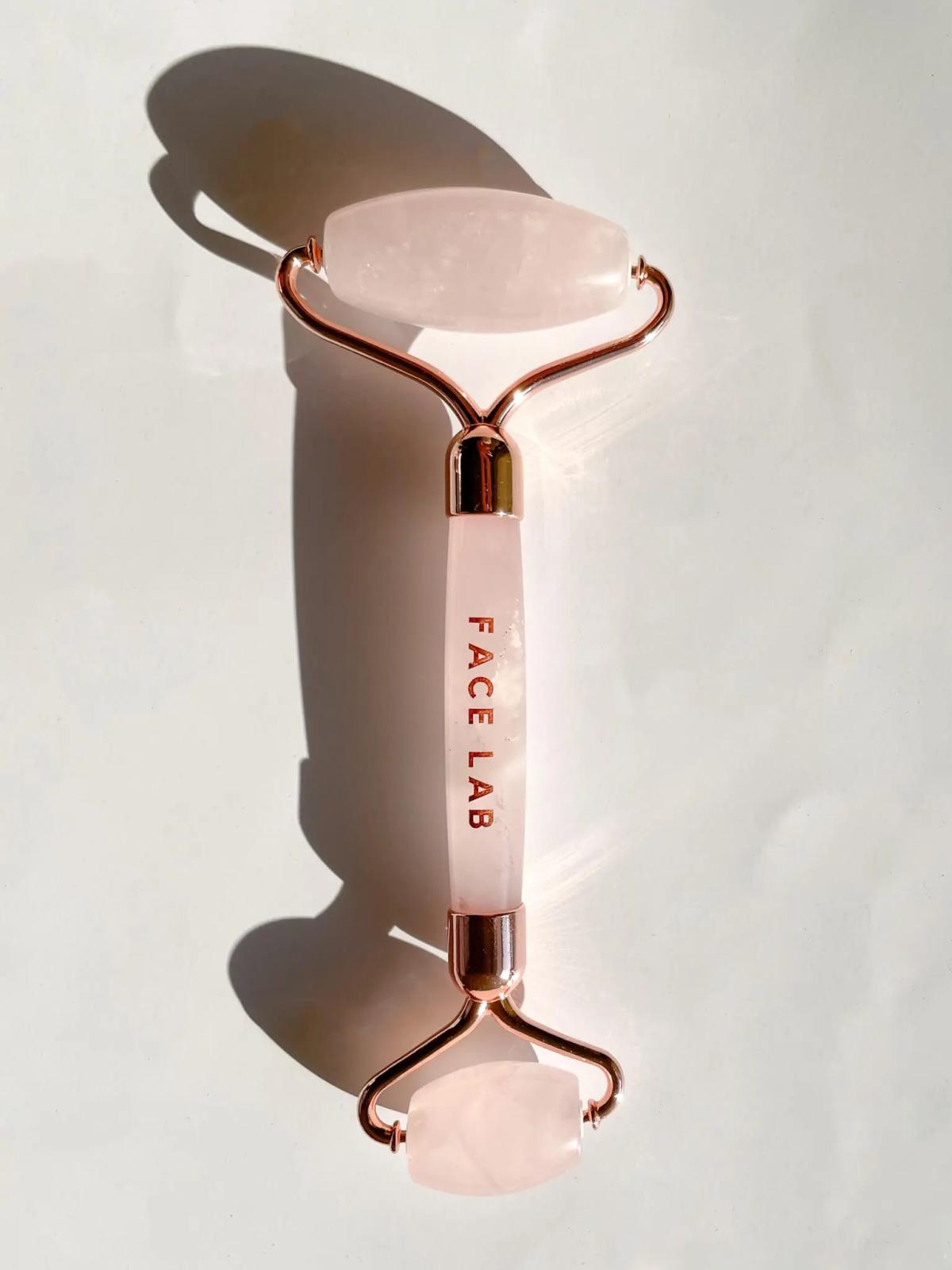 FACELAB ROULEAU POUR VISAGE EN QUARTZ ROSE