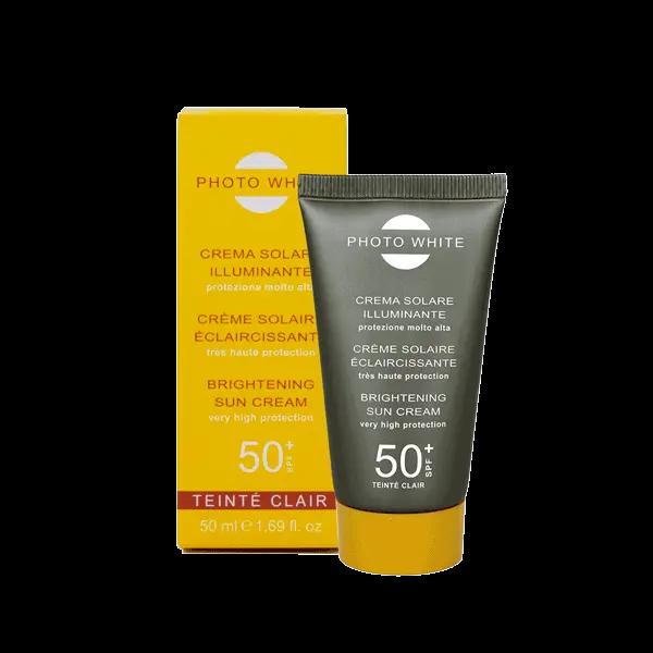 CRÈME SOLAIRE ILLUMINANTE SPF50 + TEINTÉ CLAIR