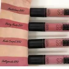 GLAM’S NUDIES LIPSTICK nude carpet 892