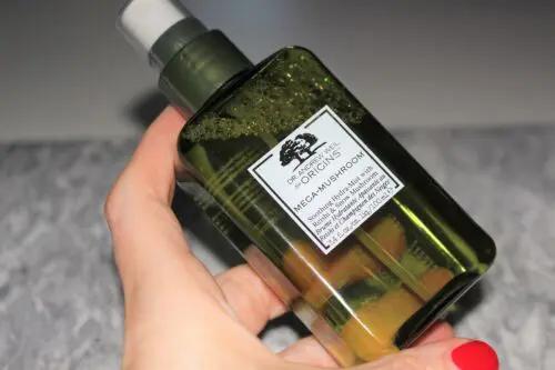 ORIGINS MEGA-MUSHROOM™ BRUME HYDRATANT APAISANTE AU REISHI ET CHAMPIGNON DES NEIGES 100ML