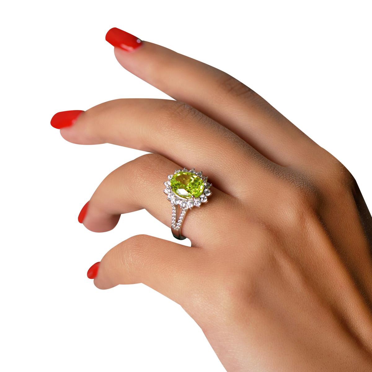 Bague halo avec pierre verte