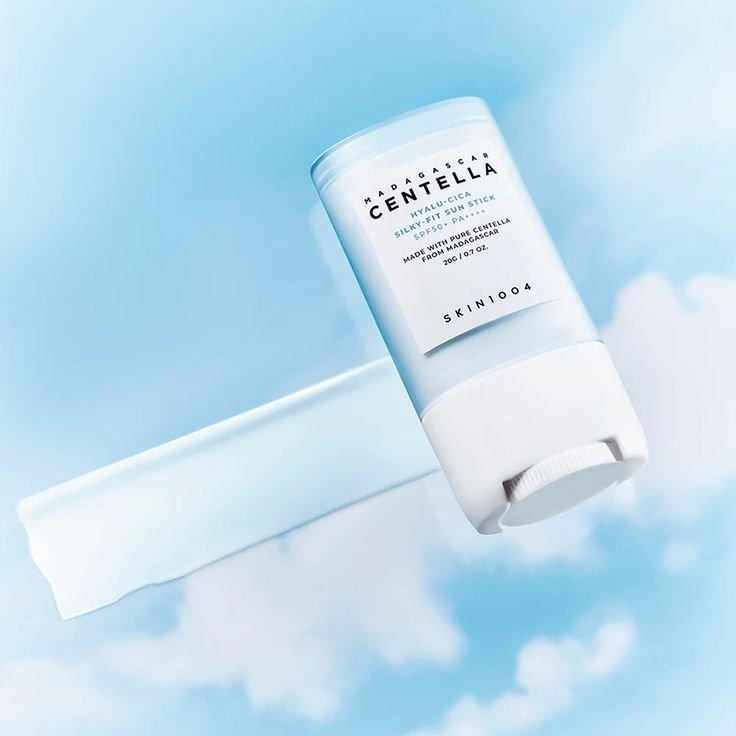 Skin1004 Madagascar Centella Hyalu Cica Silky Fit sun stick Stick solaire 20G