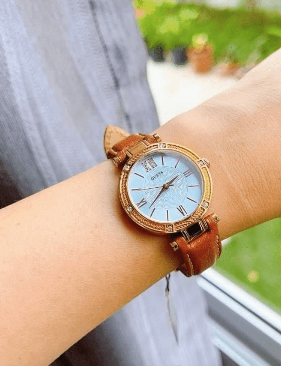 Guess Montre Femme Montre pratique chic