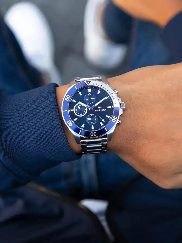 Montre Tommy Homme présence unique de prestige
