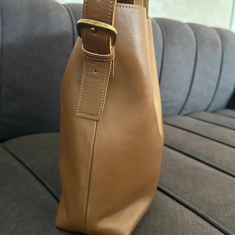 Sac Hobo Cuir Souple Femme Porté Épaule Élégant