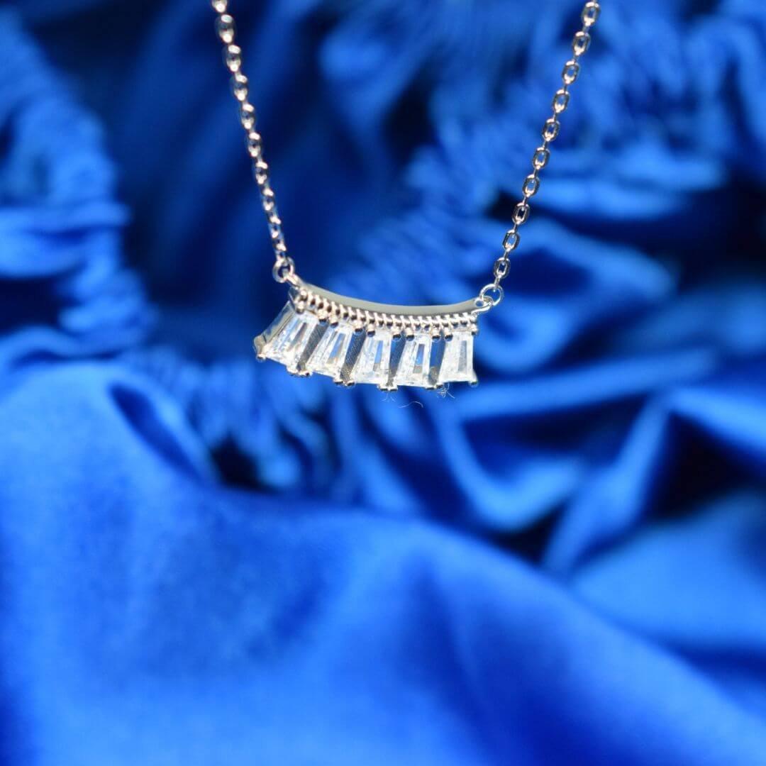 Collier Fleur de Zircon
