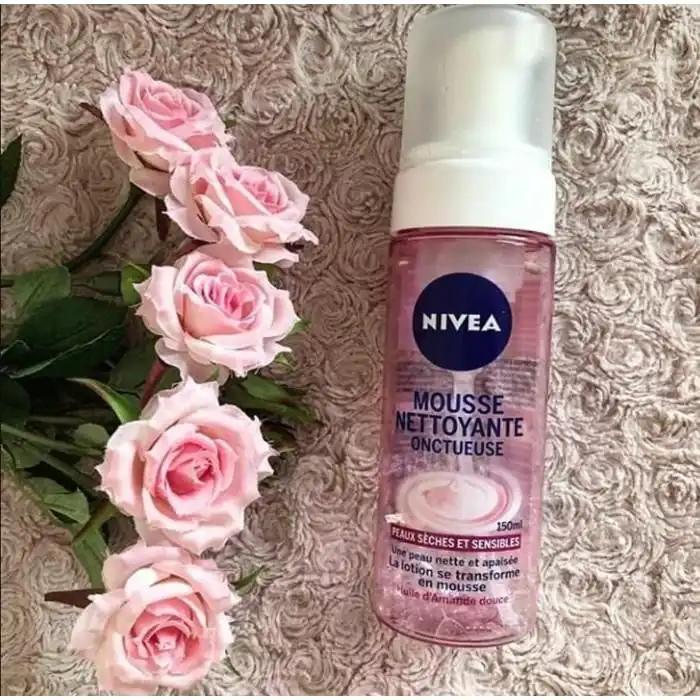 Nivea Mousse Nettoyante Peaux Sèches et Sensibles 150 ml